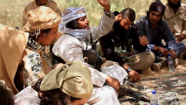 الدعاية والعنف المفرط في تنظيم “الدولة الإسلامية”