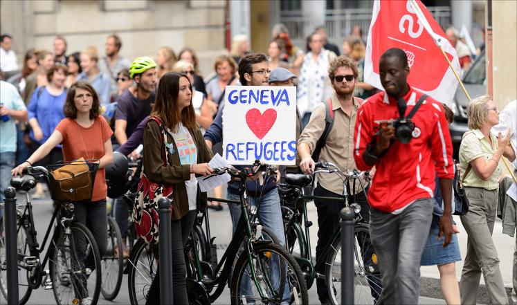 سويسرا تصادر أموال اللاجئين لتغطية تكاليفهم