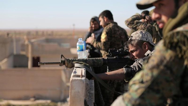 البنتاغون : داعش بدأ الانسحاب من الرقة
