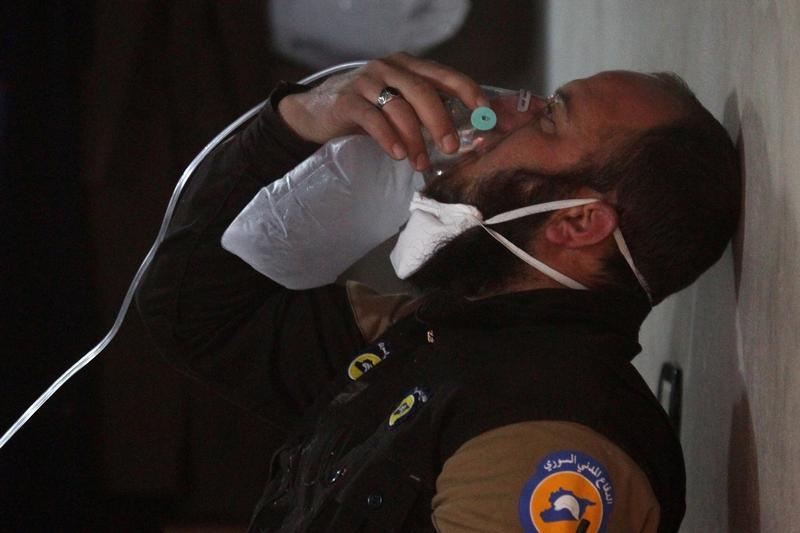 مخاوف من مقتل العشرات بعد التعرض لمواد كيميائية في سوريا