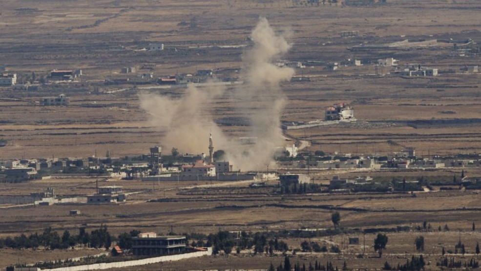 الطيران الإسرائيلي يستهدف مواقع لميليشيا النظام في ريف القنيطرة الشرقي