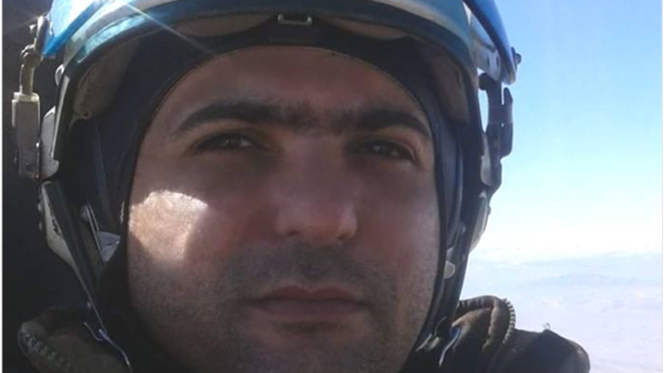 تحديد هوية الطيار الذي قُتل بسقوط طائرته اليوم في ريف حماة