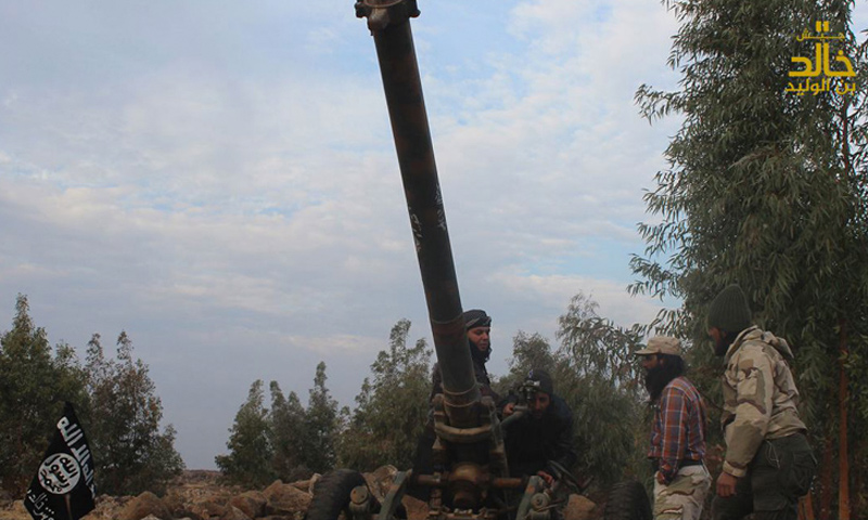 “جيش خالد” يهاجم المعارضة من محورين غربي درعا