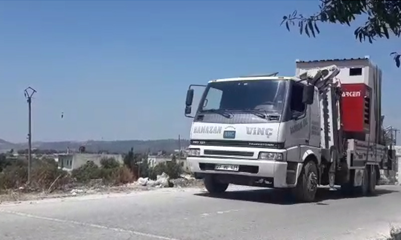 تركيا تدخل أبراج اتصالات إلى إدلب