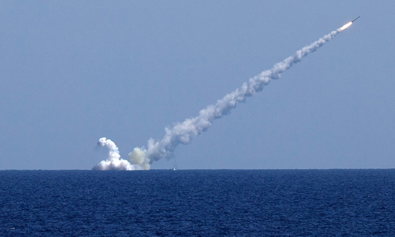 روسيا استهدفت مواقع في سوريا بـ 100 صاروخ “كاليبر”