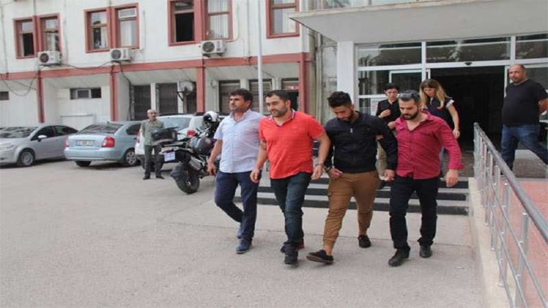 السلطات التركية تنقذ رهينة سوريا بعد اختطافه من قبل سوريين! (صور)
