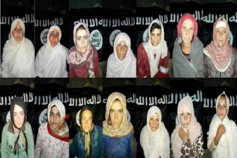 وجهاء السويداء ونظام الأسد يتوصلان لاتفاق مع تنظيم داعش للإفراج عن 6 من المختطفات