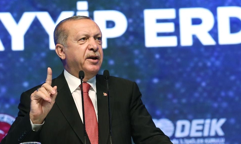 أردوغان يؤجل عملية شرق الفرات لـ “فترة”