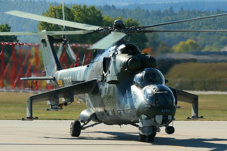 روسيا تقيم قاعدة لطائرات الهليكوبتر في مطار القامشلي بعد استئجاره ل49 عاماً