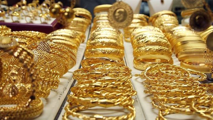 ما قصة الذهب “تحت الوسائد” بقيمة 280 مليار دولار في تركيا