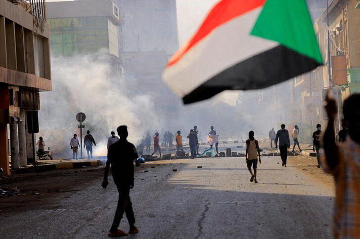 قطع الإنترنت وانتشار أمني في الخرطوم قبيل تظاهرات