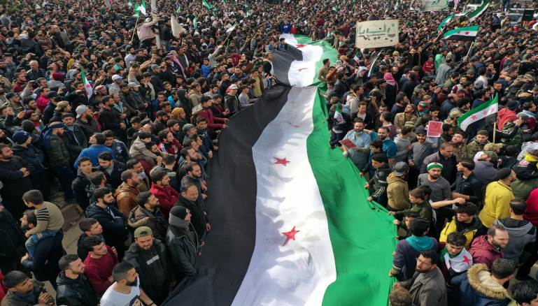 عمر قدور: بقي الأسد..عاد المعارض الوطني