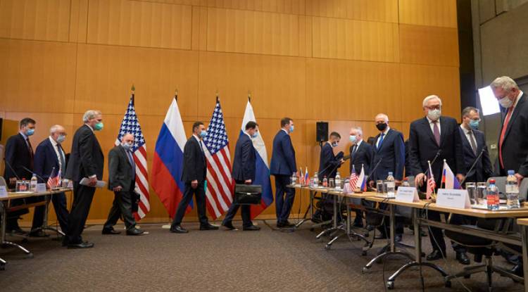 الكرملين: المحادثات الروسية – الأمريكية لا تدعو للتفاؤل