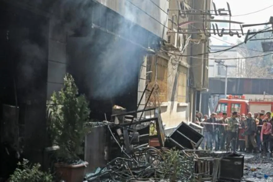 11 قتيلاً حصيلة حريق في مركز تسوق في دمشق