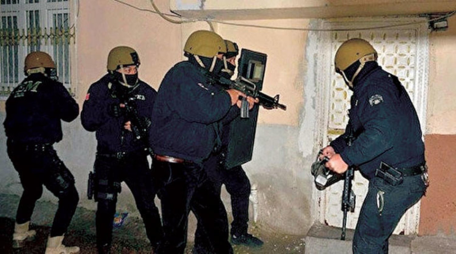 تركيا: اعتقال عشرات بينهم صحافيون بتهمة دعم منظمة إرهابية