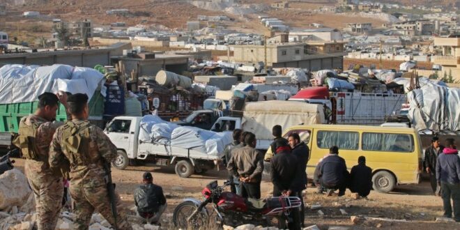 وصول 100 سوري إلى الرقة بعد ترحيلهم قسريا من لبنان
