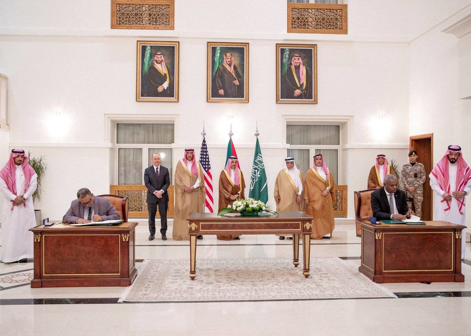 الجامعة العربية تنشر القرارات الخاصة بالملف السوري